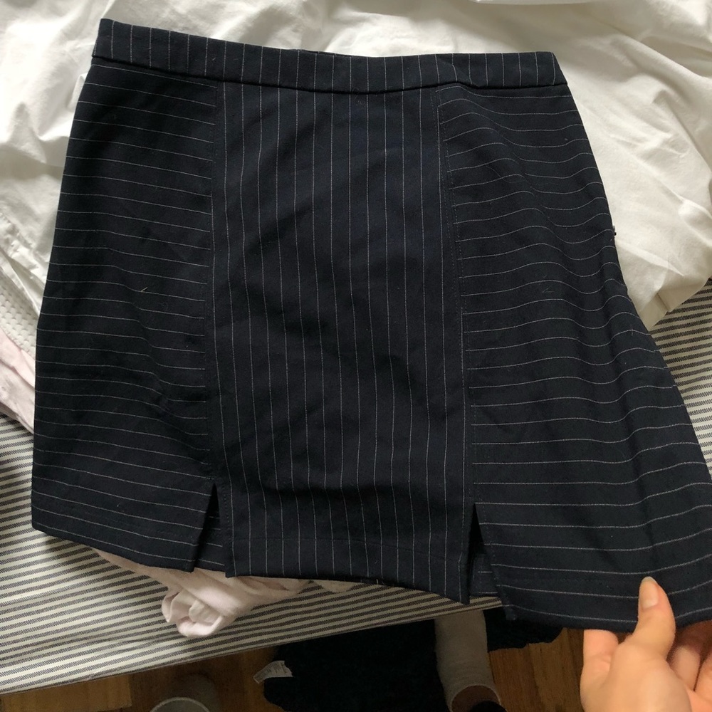 Cooperative mini skirt pinstripe with side slits
